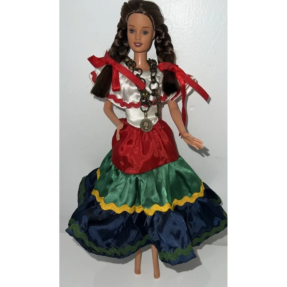 (..3)1993 Mattel Festiva Barbie Teresa doll, a collectible fashion doll